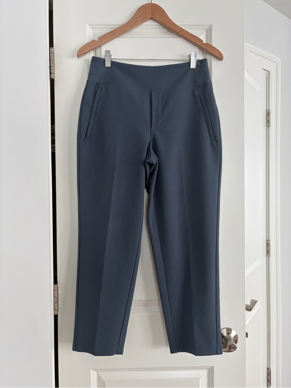 Athleta Endless High Rise Pant size 4P blue - Picture 4 of 7